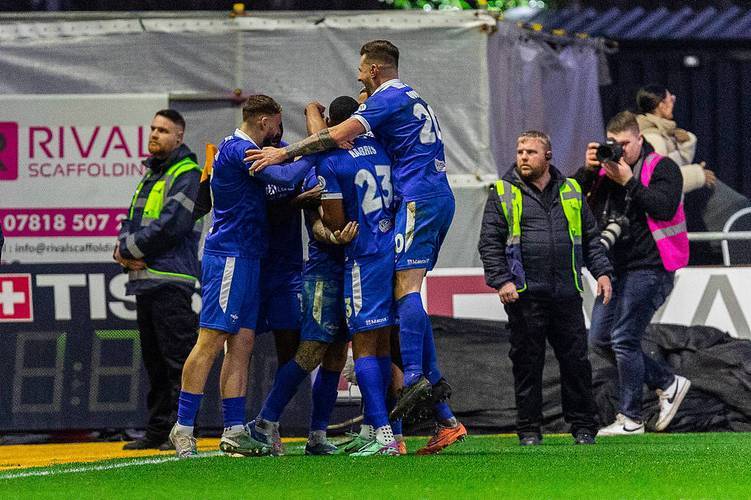 今夜德国杯焦点战，布莱顿扳平良机，震撼外界，赛程密集仍需轮换(富士山爆发视频完整)